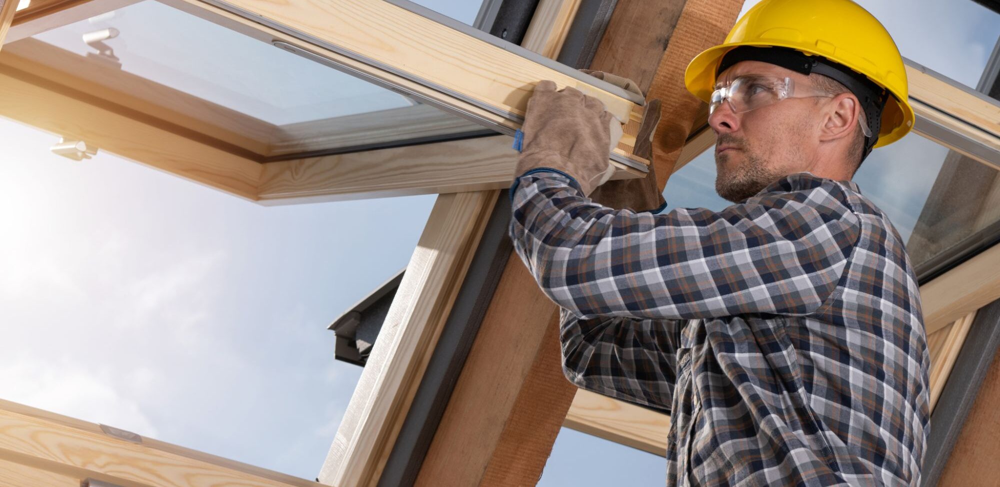 The Impact Of Home Inspections On Home Insurance Rates Roof Window Installation Final Check 7XN2MWF 2 2 2000x975